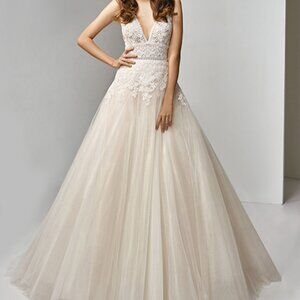 Beautiful Bridals #BT19-10 Wedding Gown (Unaltered)
